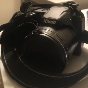 nikon coolpix l330